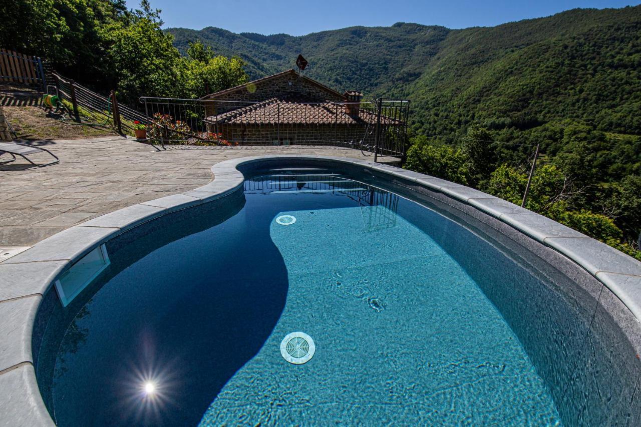 Antichi Sentieri Apartment Serravalle  Luaran gambar