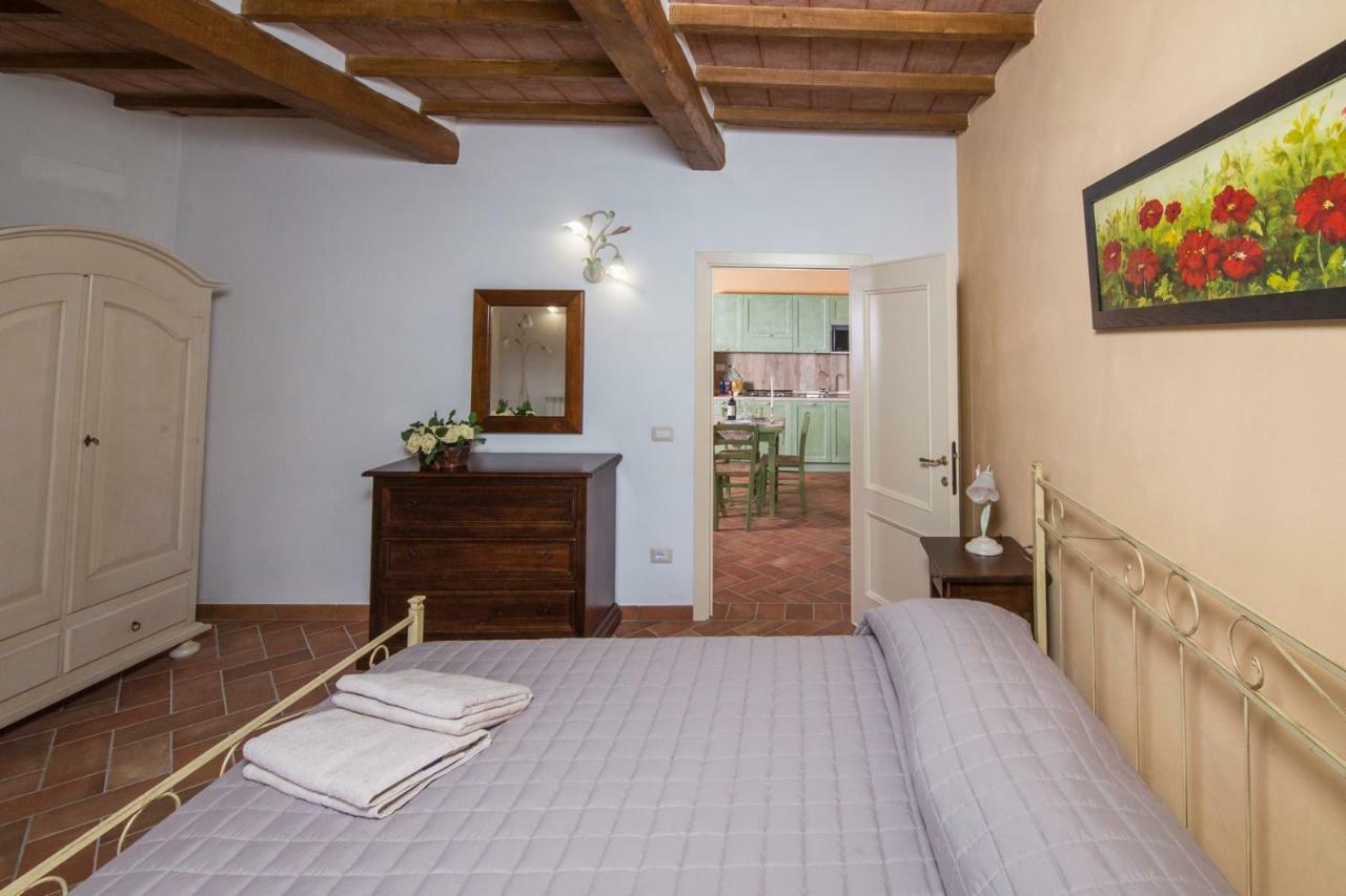 Antichi Sentieri Apartment Serravalle  Luaran gambar